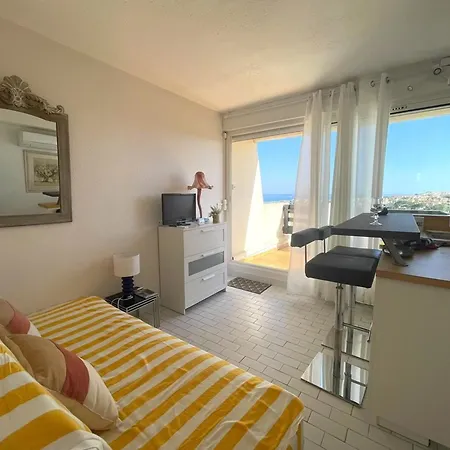 Dernier Etage, Vue - Fr-1-867-23 아그