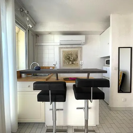 Dernier Etage, Vue - Fr-1-867-23 아그