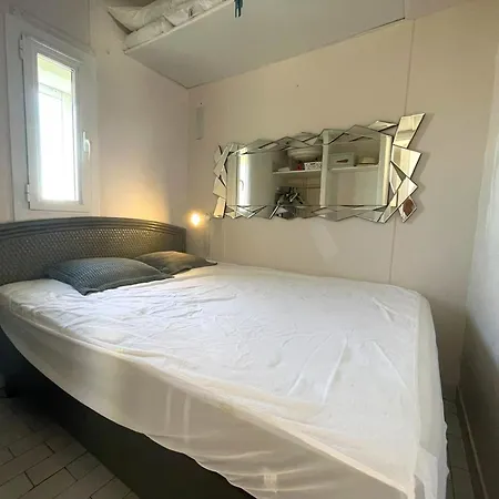 Dernier Etage, Vue - Fr-1-867-23 아그